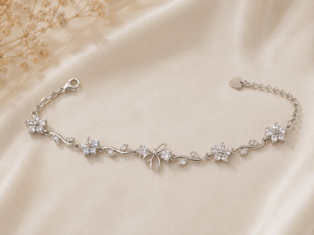 Silver Floral Bow Bracelet – Sparkling Crystal Flower Bracelet for Women ✨🌸