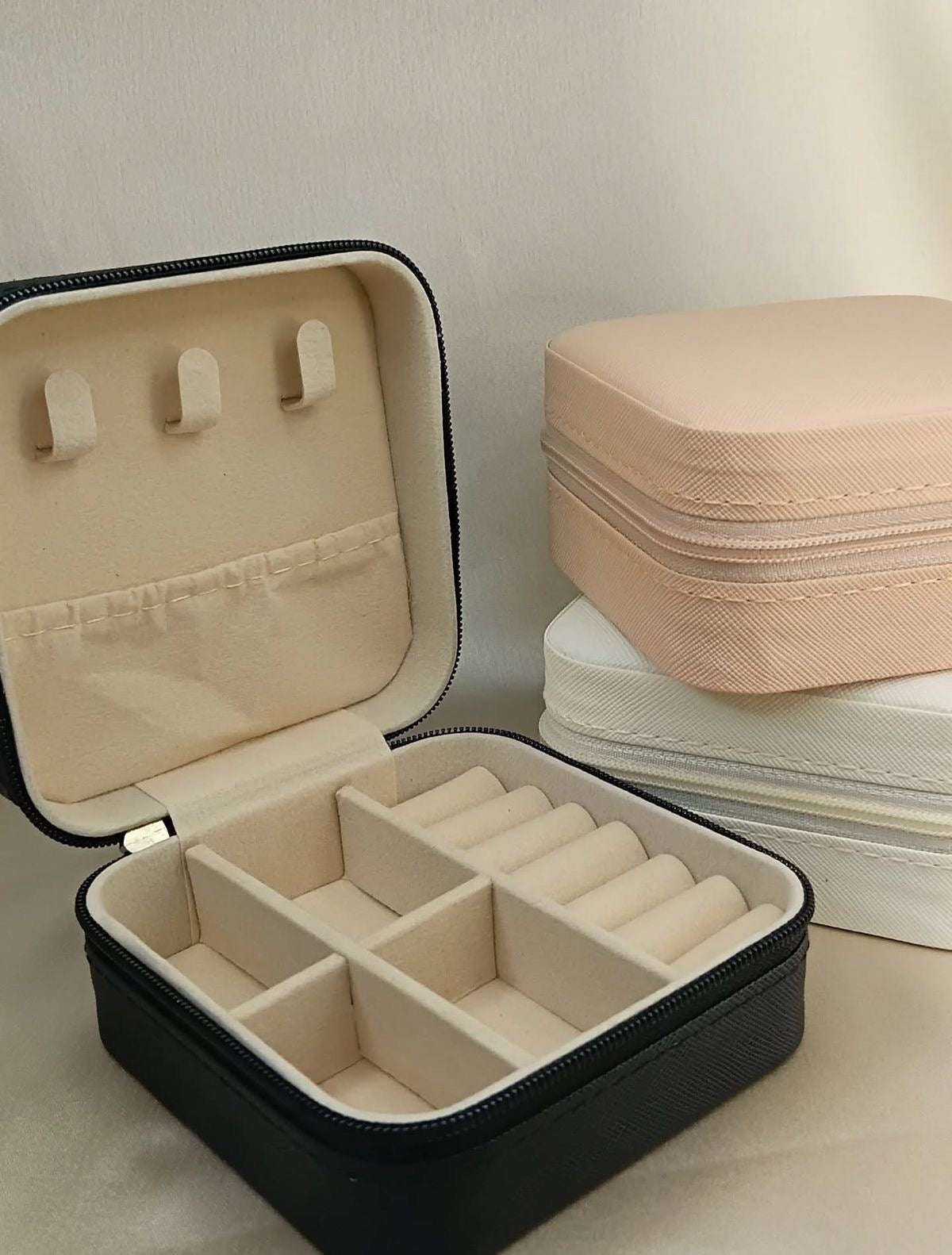 Mini Jewelry Organizer